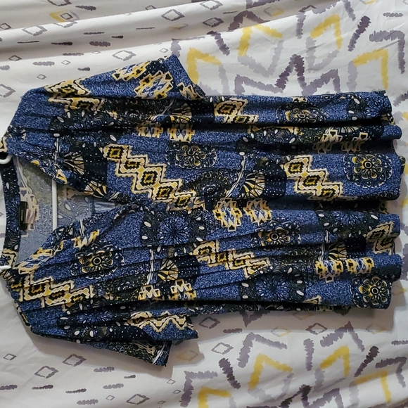 Vera Rose Women's Pleated Front Fun Blouse - Picture 1 of 5